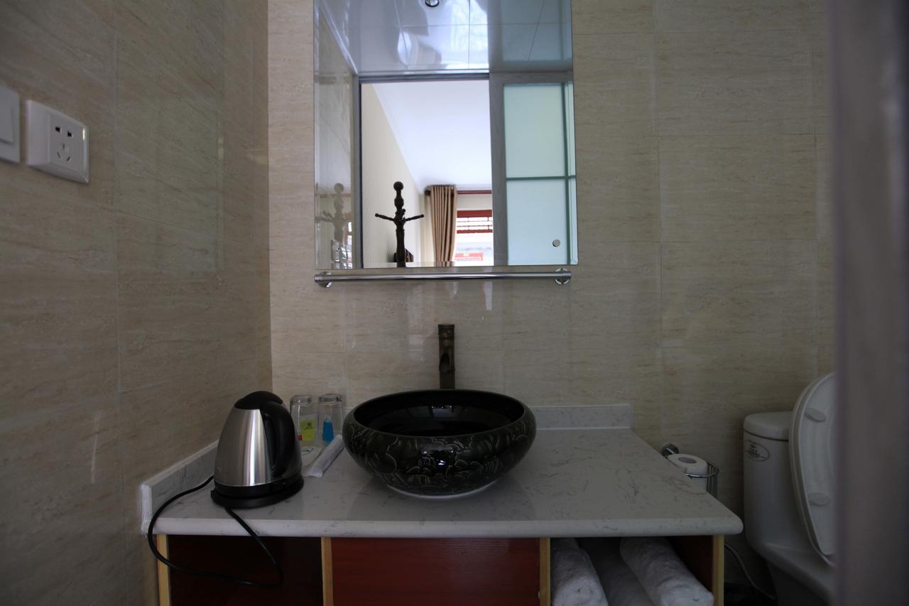 Zhantan Courtyard Hotel Beijing Exterior photo